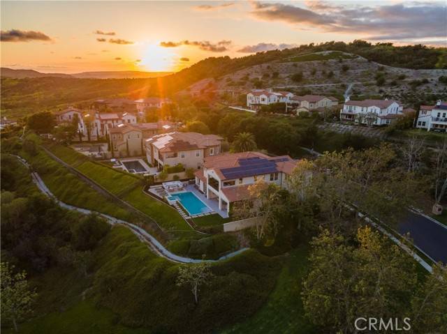 San Clemente, CA 92673,24 Via Carina