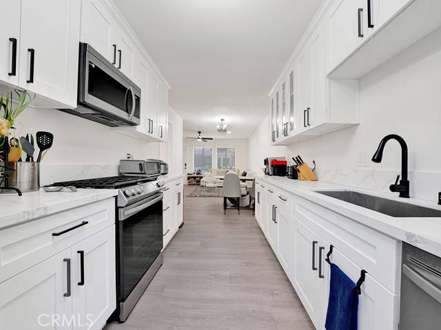 Costa Mesa, CA 92626,2334 Bunker Hill Way