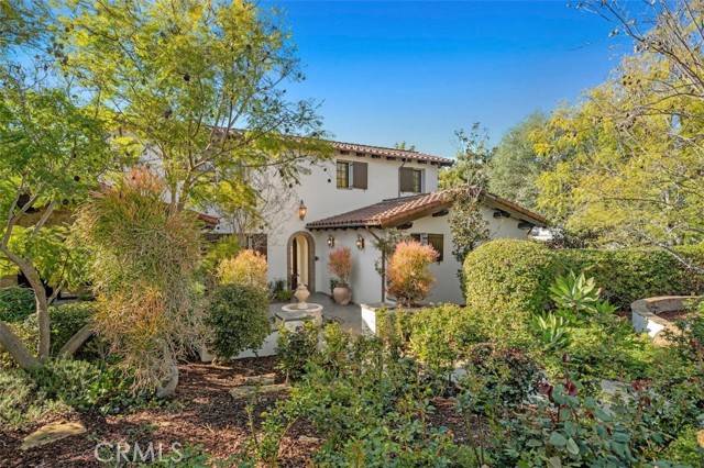 Irvine, CA 92603,25 Salt Bush