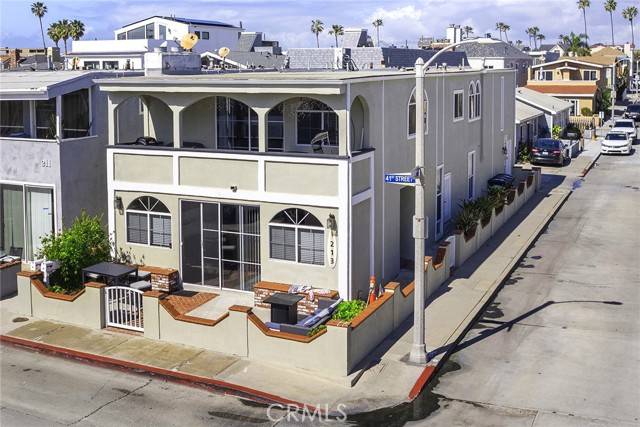 Newport Beach, CA 92663,213 41st Street