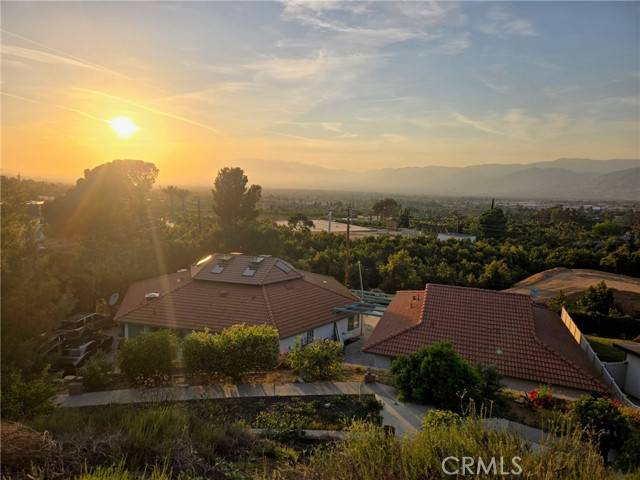 Mentone, CA 92359,11485 Crafton