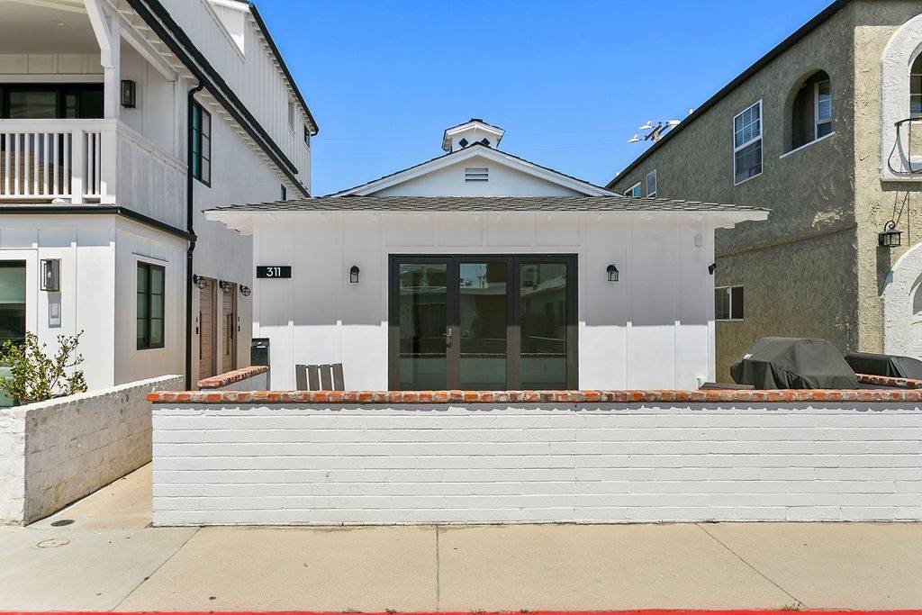 Newport Beach, CA 92663,311 33rd Street