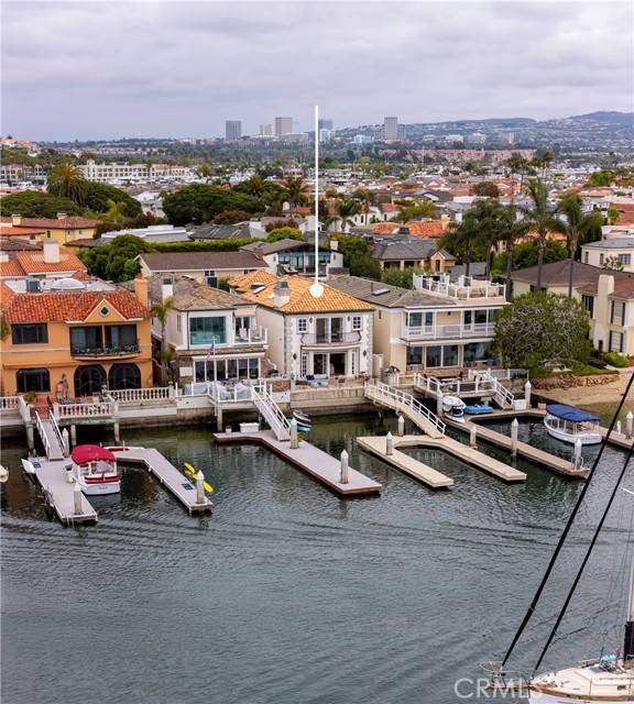 Newport Beach, CA 92663,339 Via Lido Soud