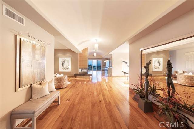 Newport Beach, CA 92660,3 Harbor Ridge Drive