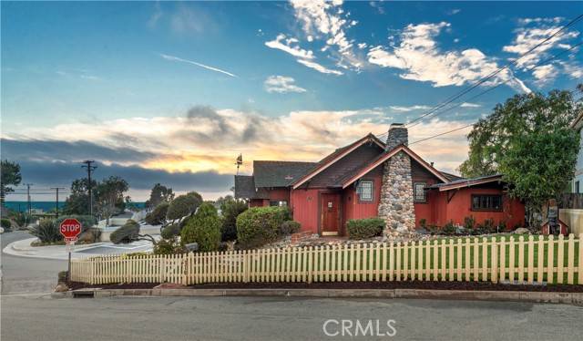 Laguna Beach, CA 92651,310 Hawthorne Road