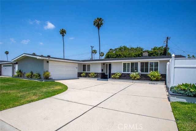 Costa Mesa, CA 92626,1704 Labrador Drive