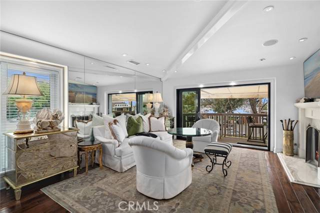 Newport Beach, CA 92660,1030 Bayside Cove #702