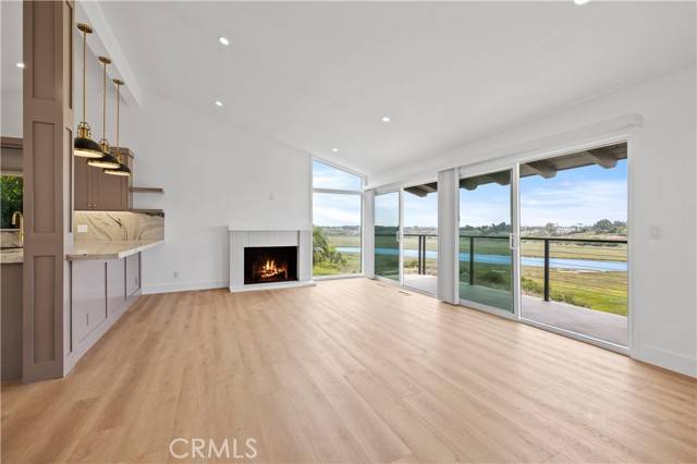 Newport Beach, CA 92660,2635 Vista Ornada