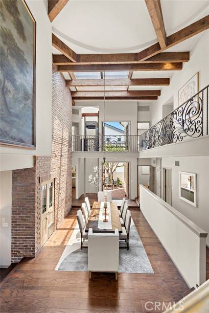 Newport Beach, CA 92660,648 Harbor Island Drive