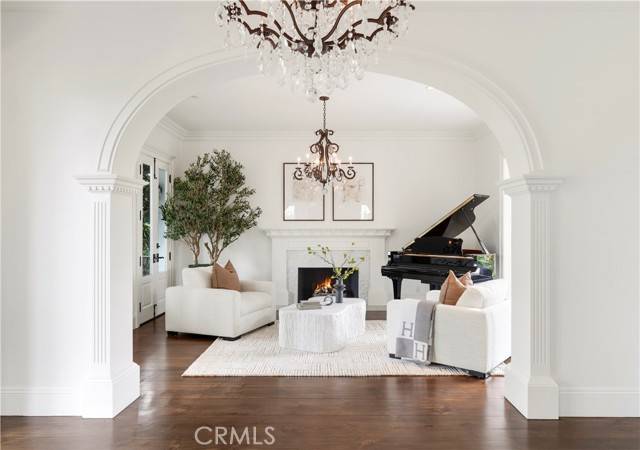 Newport Beach, CA 92663,321 Fullerton Avenue