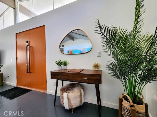 Palm Springs, CA 92264,2499 S Palm Canyon Drive