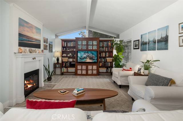 Newport Beach, CA 92663,259 62nd