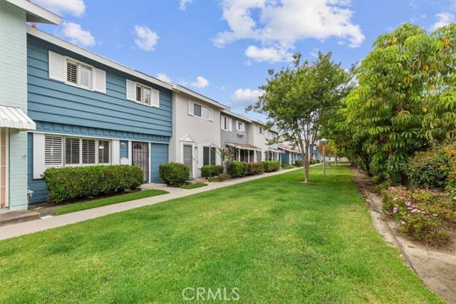 Huntington Beach, CA 92646,19880 Berkshire Lane