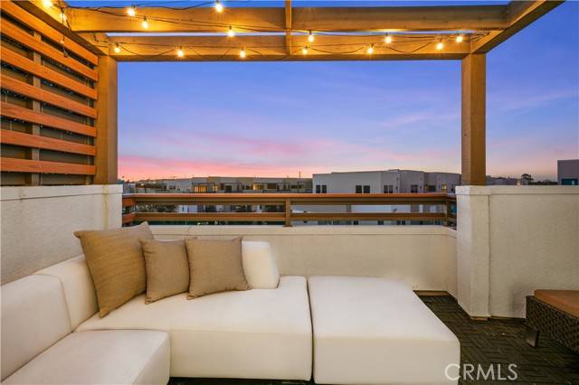 Costa Mesa, CA 92627,1651 Topanga