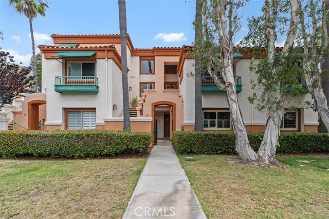 Newport Beach, CA 92660,26 Villa Point Drive