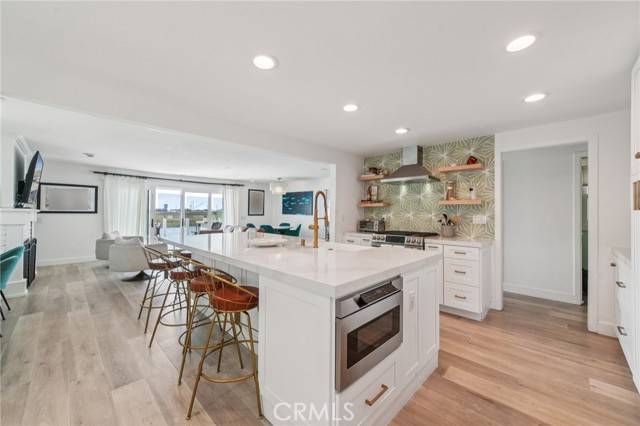 Newport Beach, CA 92663,409 Canal Street