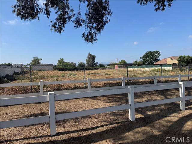 Norco, CA 92860,866 6th Street