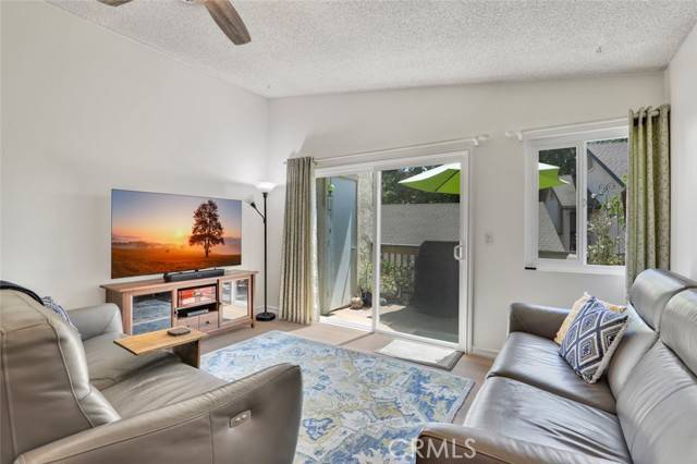 Lake Forest (el Toro), CA 92630,26058 Serrano Court #87