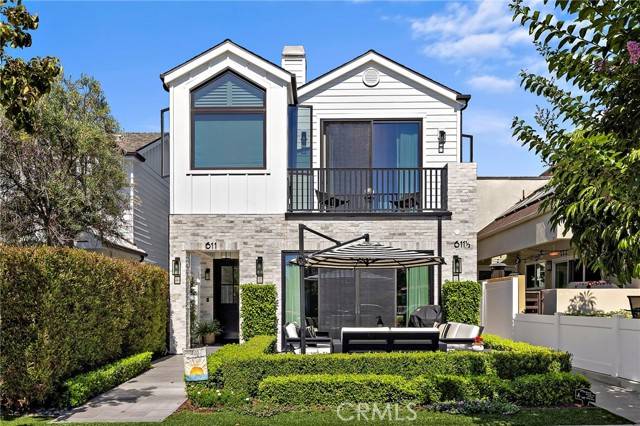 Corona Del Mar (newport Beach), CA 92625,611 Jasmine Avenue
