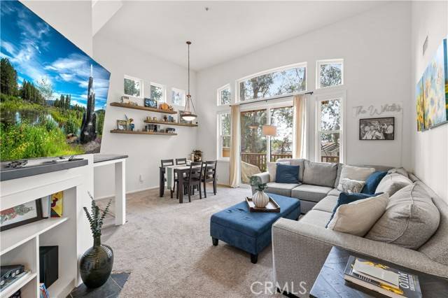 Tustin, CA 92782,2646 Dunstan Dr