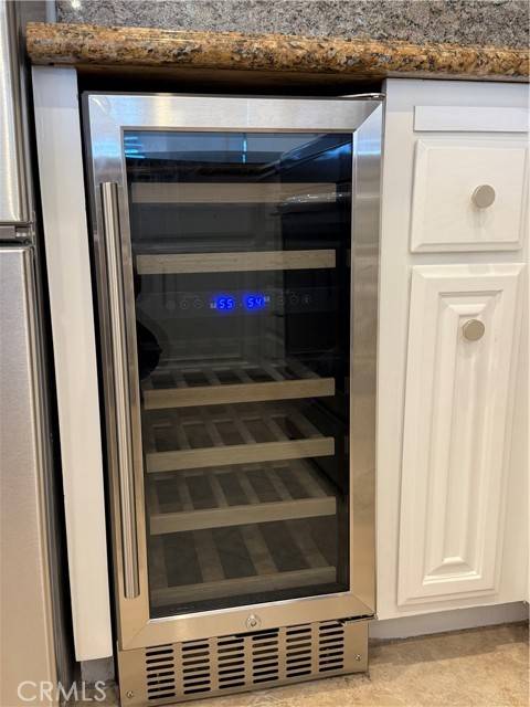 Newport Beach, CA 92663,210 Lille Lane #301