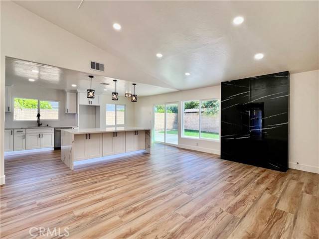 Huntington Beach, CA 92649,17472 Bellport Circle