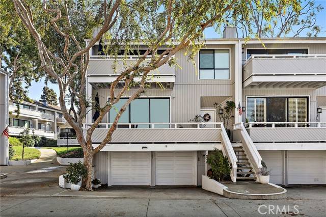 Newport Beach, CA 92663,12 Encore Court