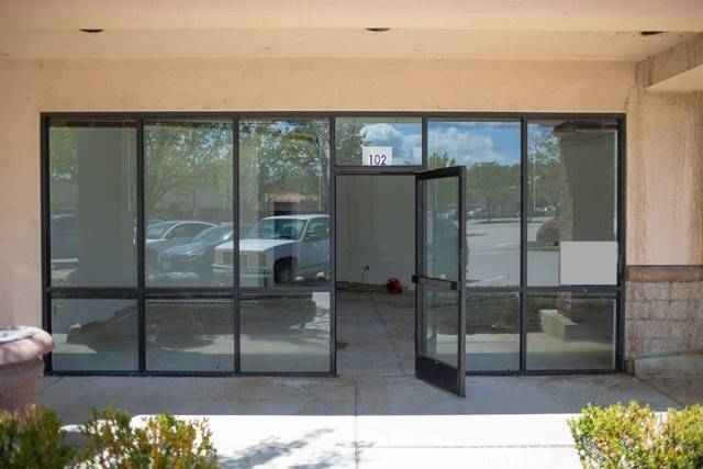 Paso Robles, CA 93446,102 Niblick Road