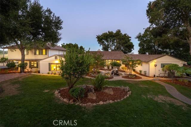 Paso Robles, CA 93446,5161 Vineyard Drive