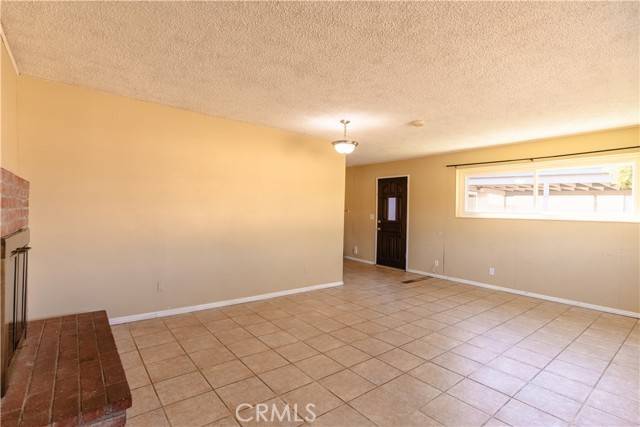 Santa Maria, CA 93454,512 E Cox Ln