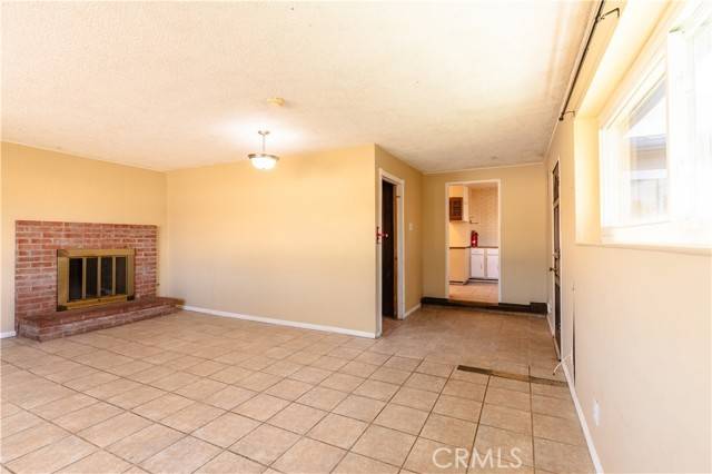 Santa Maria, CA 93454,512 E Cox Ln