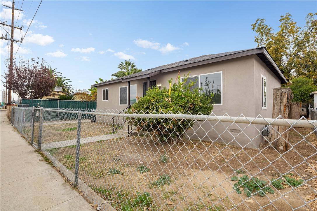 Bakersfield, CA 93307,300 Brundage Lane