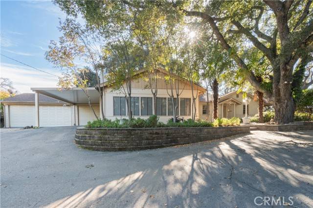 Atascadero, CA 93422,6915 Santa Lucia Road