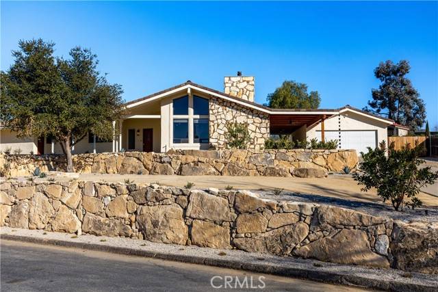 Paso Robles, CA 93446,1670 Southfork Place