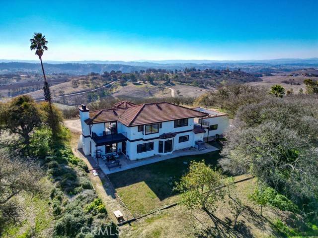 Paso Robles, CA 93446,6520 Long Hill Place