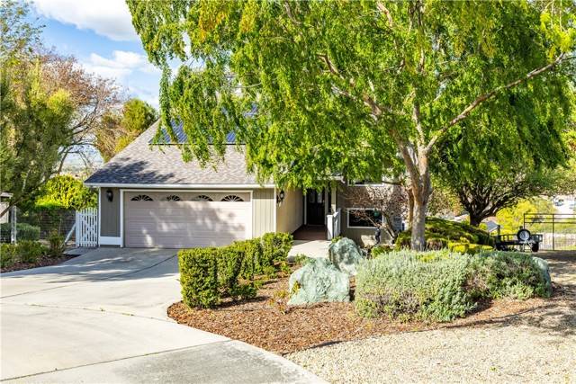 Paso Robles, CA 93446,940 Walnut Drive