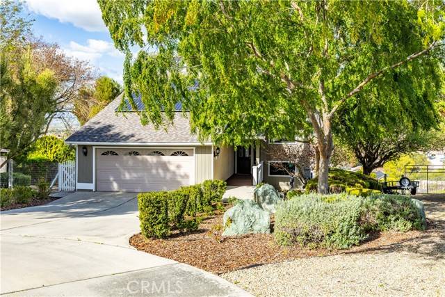 Paso Robles, CA 93446,940 Walnut Drive