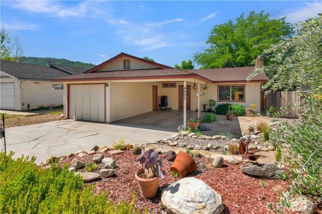 Paso Robles, CA 93446,4957 Buck Tail Lane