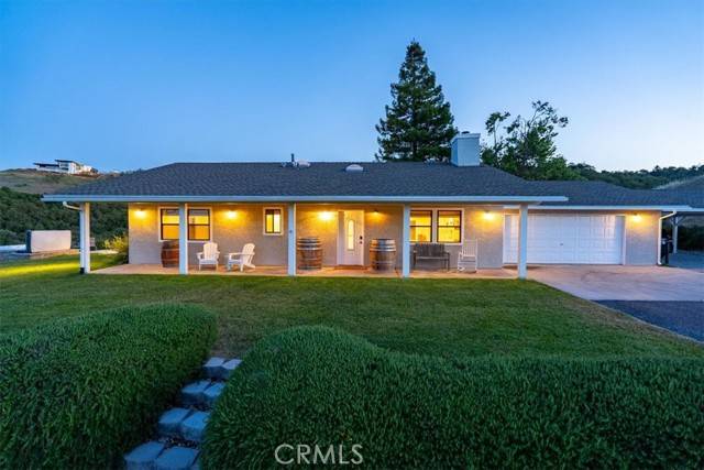 Paso Robles, CA 93446,885 W 4th
