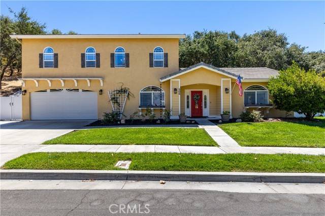 Paso Robles, CA 93446,506 Red River Drive