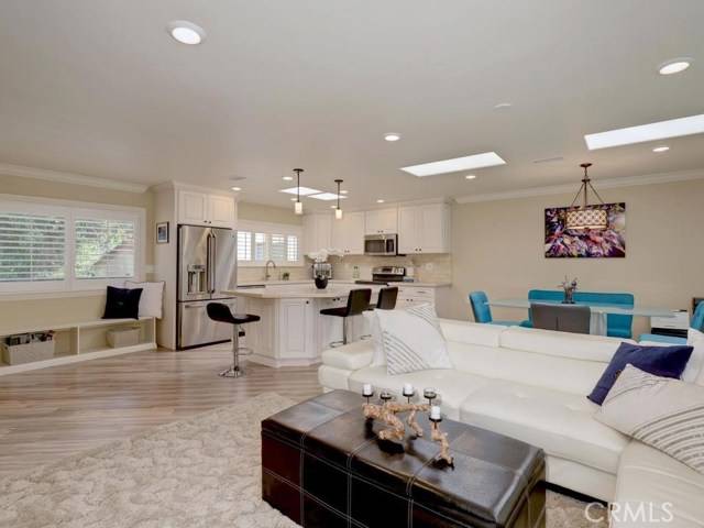 Laguna Woods, CA 92637,3331 Bahia Blanca #O