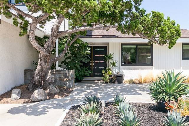 Costa Mesa, CA 92626,1108 Salvador Street