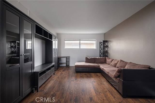 La Habra, CA 90631,720 W Lambert Road #20