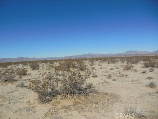 Lucerne Valley, CA 92536,139 Cuarto