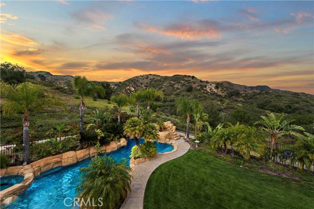 Trabuco Canyon, CA 92676,18672 Topanga Canyon Road