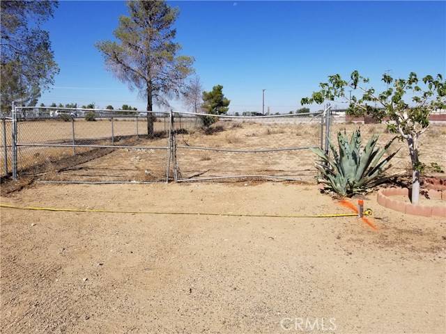 Adelanto, CA 92301,0 Jonahan