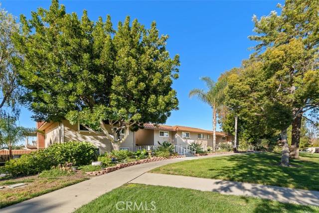 Laguna Woods, CA 92637,881 Via Mendoza #O