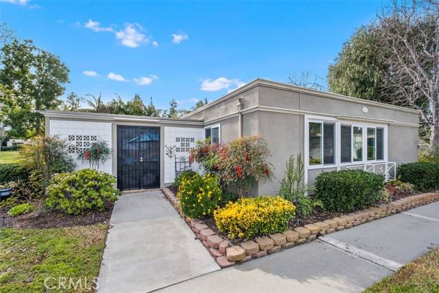 Laguna Woods, CA 92637,420 Ave Castilla #B