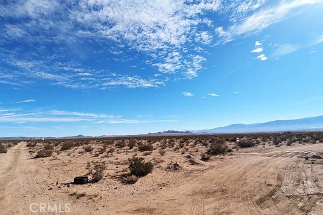 Lucerne Valley, CA 92356,8 Northside Rd