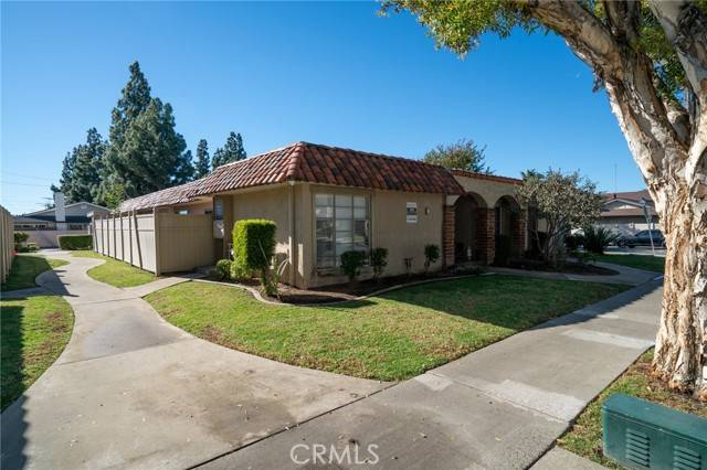 Fullerton, CA 92831,3100 Quartz Lane